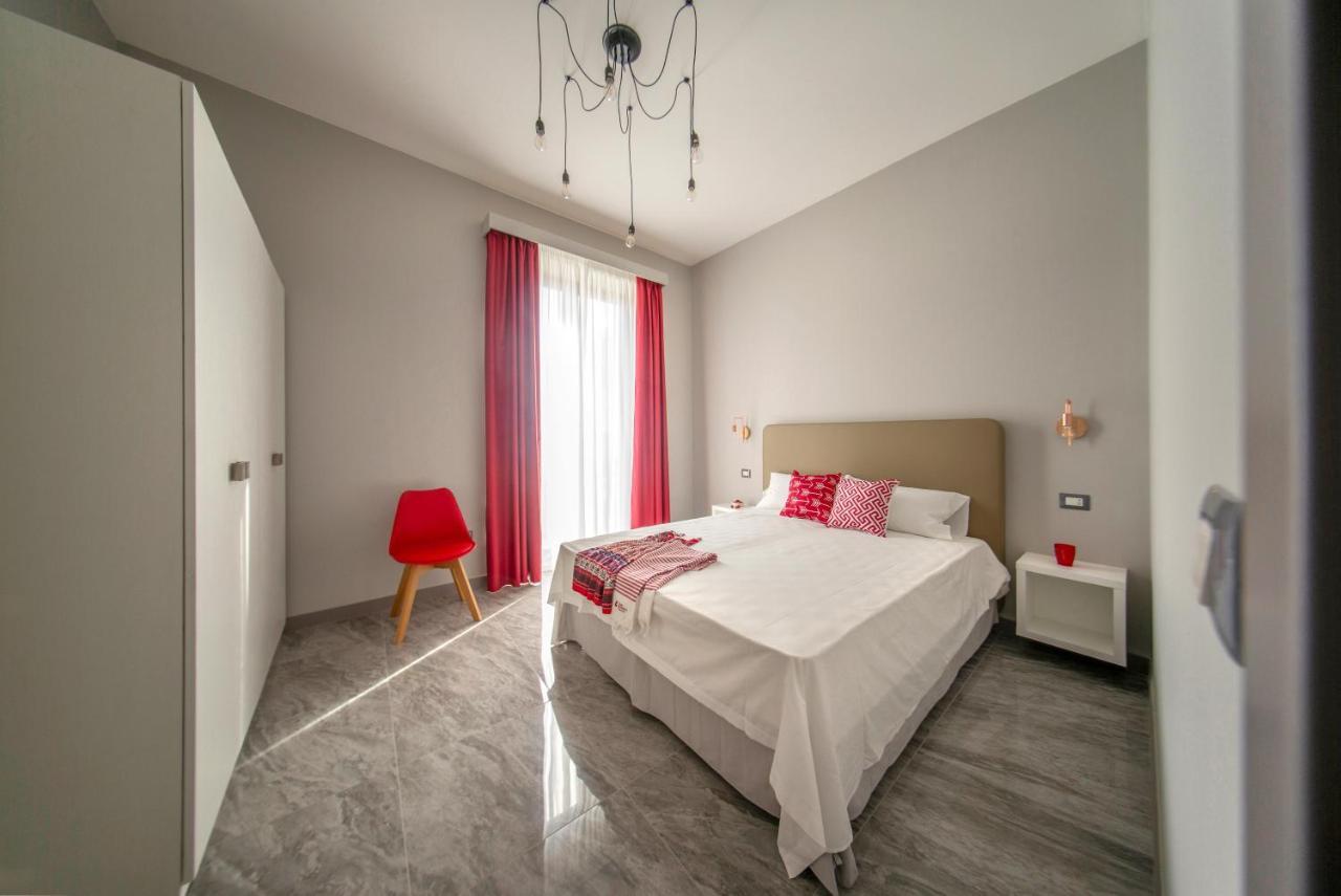 Palazzo Novecento Apartment Margherita Di Savoia Ngoại thất bức ảnh