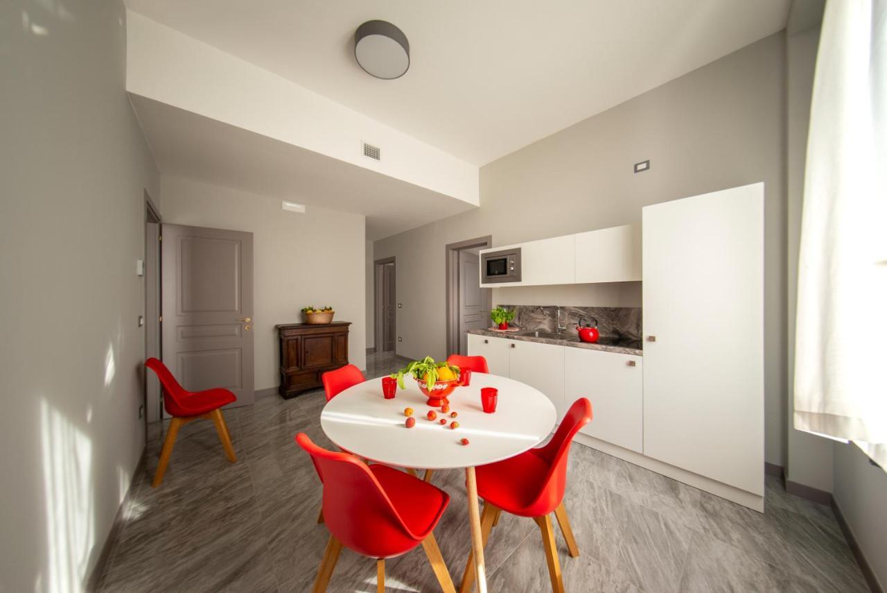 Palazzo Novecento Apartment Margherita Di Savoia Ngoại thất bức ảnh